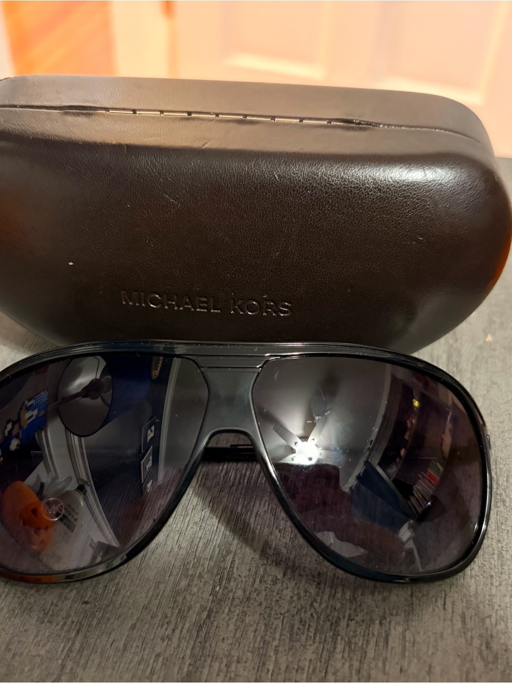 Women’s Michael kors aviator sunglasses black